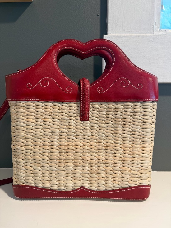 Brighton Woven Straw Tote Purse Red Leather Heart Handle opt. shoulder strap - Picture 3 of 16